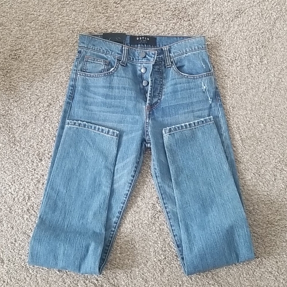 DSTLD High Waisted Ripped Mom Jeans NWT - Picture 9 of 12